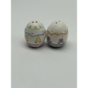 Cracker Barrel Mini Easter Egg Salt & Pepper Shakers Set Spring 2026 New Flower